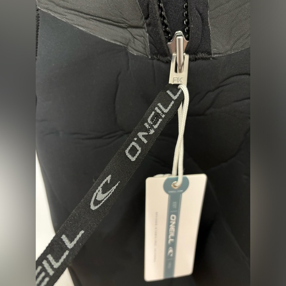 O’NEILL WOMEN'S EPIC 4/3MM BACK ZIP FULL WETSUIT - Picture 11 of 14